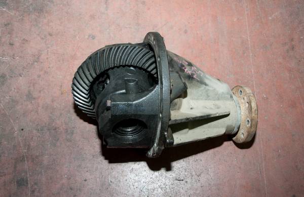 FORD RANGER 3.0 TDCİ ÇIKMA PARÇA FORD  2008 2011 ARKA DEFARANSİYELLER